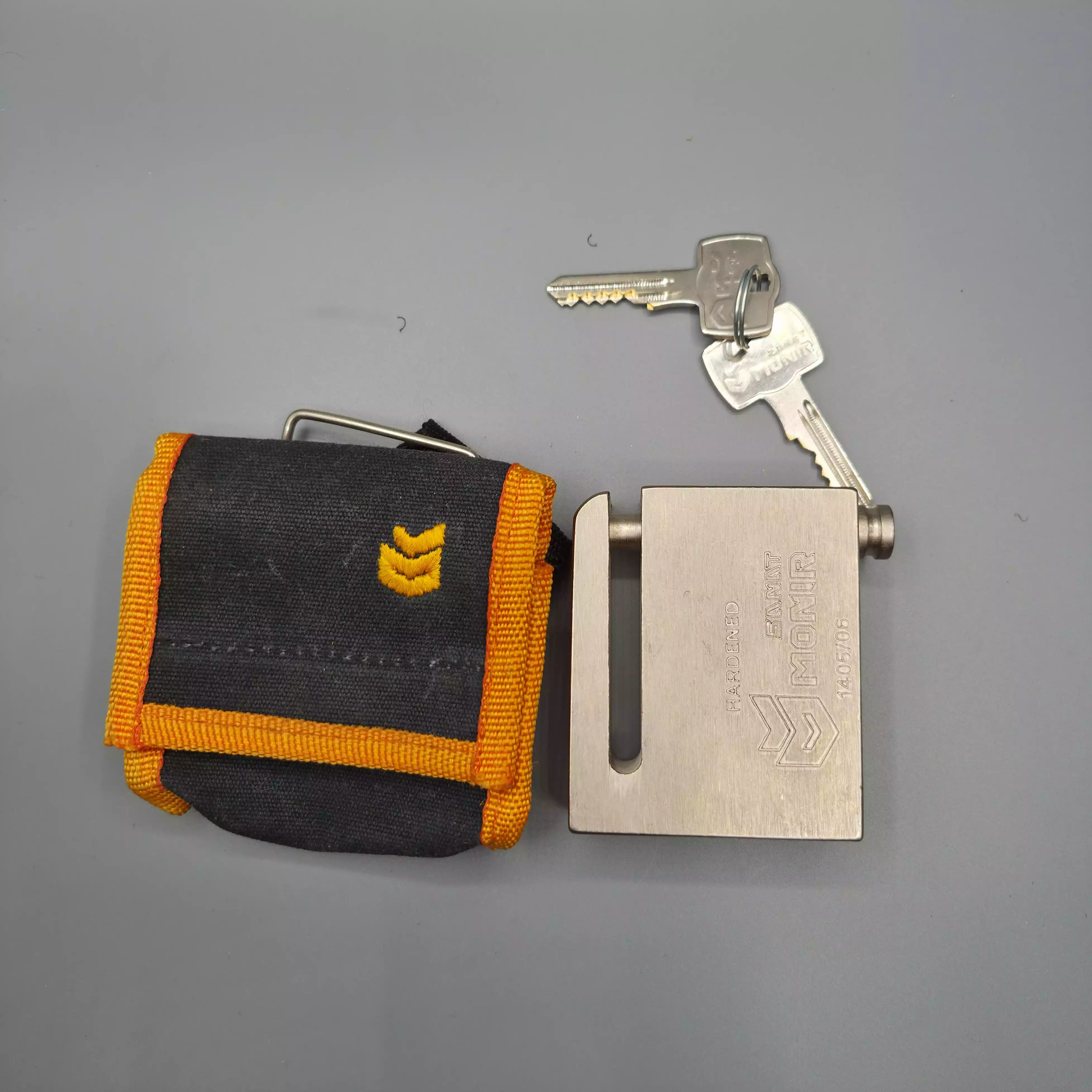 قفل دیسک فولادی(همراه اسپری )